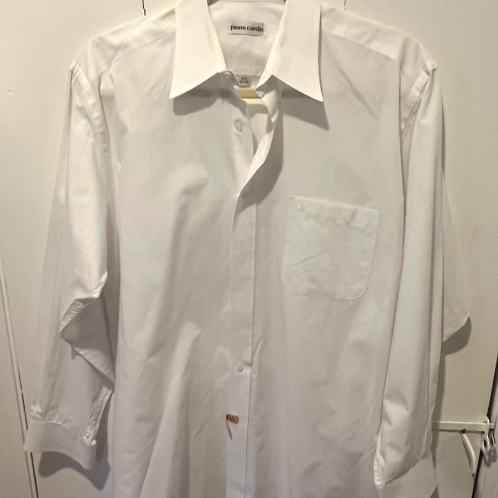 Pierre Cardin Men’s Dress Shirt, size 15-½/32-33